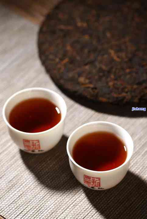 老港仓普洱茶：是不是会麻舌头？探讨其味道与特征