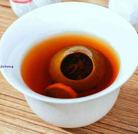 全面解析：小普洱茶、小青柑普洱茶、生普洱茶与熟普洱茶的功效与作用