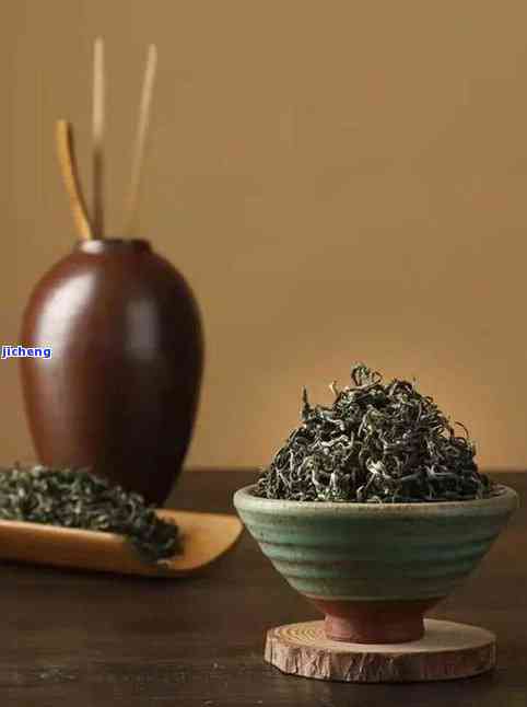 楴普洱茶，品味云南特色：探索古树普洱茶的魅力