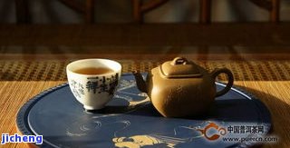 深入解析：普洱茶与茶、茶饼的区别及联系