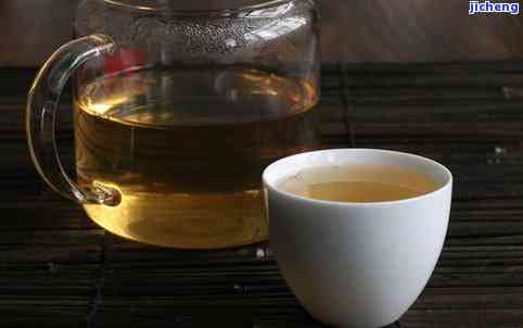 银杯子喝普洱茶，品味优雅：用银杯子泡普洱茶的正确方法