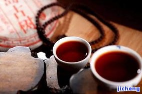 宫廷普洱茶图片，探索古代宫廷文化：欣精美的普洱茶图片