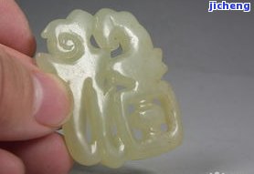 福字玉佩的寓意与风水象征：解读与讲究