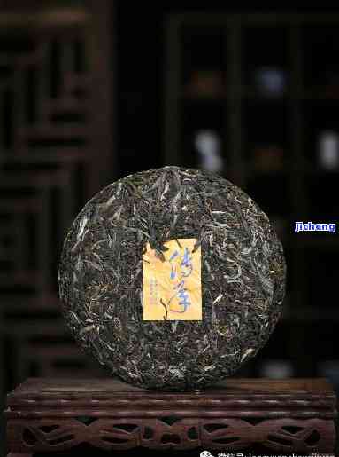 普洱茶饼珍藏版，稀世珍品：普洱茶饼珍藏版，品味岁月沉淀的香气与韵味