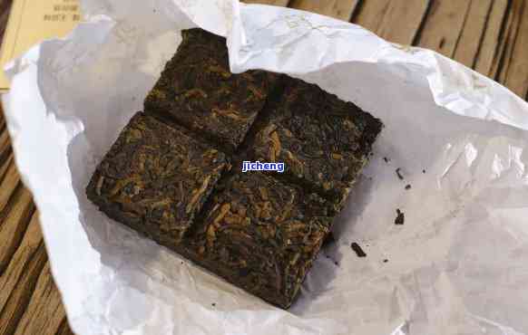 方形普洱茶饼价格及怎样弄碎，全面解析普洱方块茶