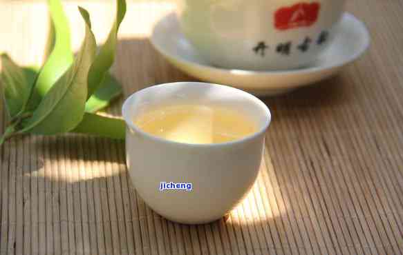 普洱茶喝多浓茶好吗，普洱茶：喝多少算过量？