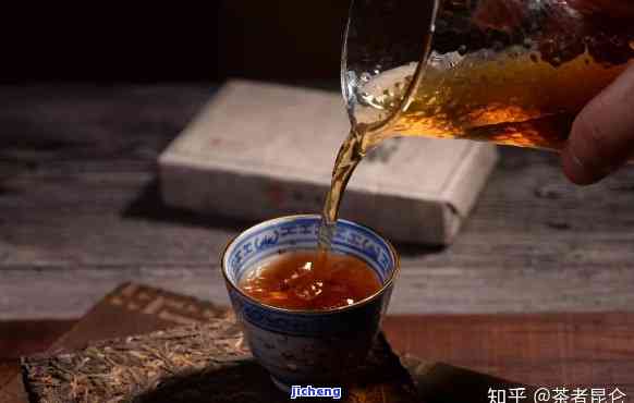 普洱茶神话破灭，揭秘：普洱茶神话并非永恒，理性消费才是王道