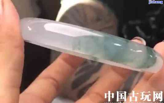 翡翠酸洗可以去棉絮吗，翡翠酸洗真的能去除棉絮吗？揭晓真相！