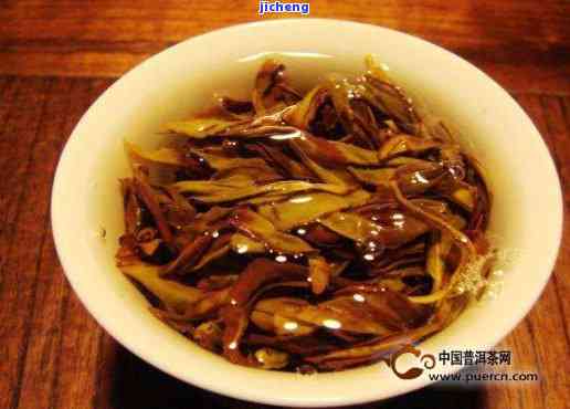 鸡枞茶属什么茶种，揭秘：鸡枞茶属于哪种茶种？