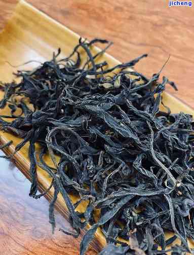 什么是野生红茶和古树茶的区别？从定义、特点到图片全面解析