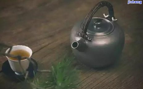 哪些茶可以闷泡哪些茶不可以，茶叶选择：哪些茶适合闷泡，哪些茶不适合？