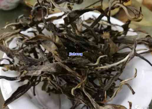 老班章茶梗多是假的不，揭秘老班章茶：茶梗多是不是代表一定是假的？