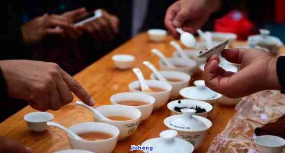 斗茶的饮茶方法有哪些，探秘斗茶艺术：熟悉不同的饮茶方法