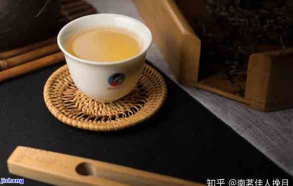 喝茶时间和茶类，品味茶香：揭秘喝茶时间和适合的茶类