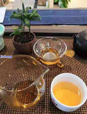 菊红茶的功效和作用，菊红茶：功效与作用全面解析