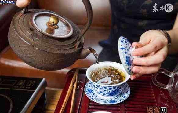 怎么用茶杯喝茶-怎么用茶杯喝茶视频