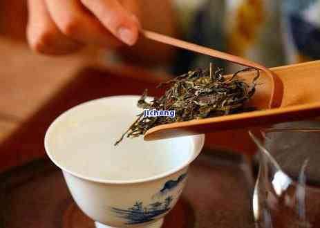 饼茶用什么撬开，怎样正确地撬开饼茶？